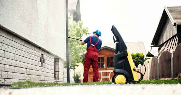 Best Driveway Pressure Washing  in Chowchilla, CA